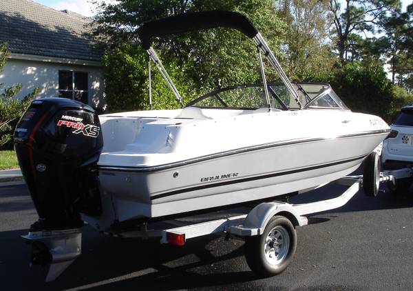 2021 Bayliner, Import USA — Foto 3 z 6