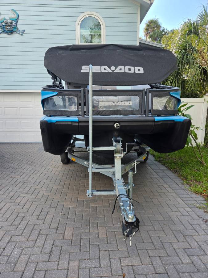 2023 Sea-Doo, Import USA — Foto 4 z 10