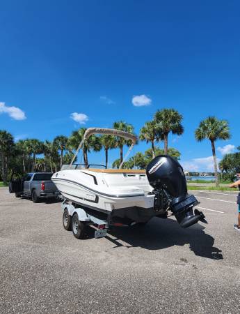 2022 Bayliner, Import USA — Foto 4 z 12