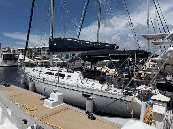 Catalina, Import USA — Foto 3 z 12