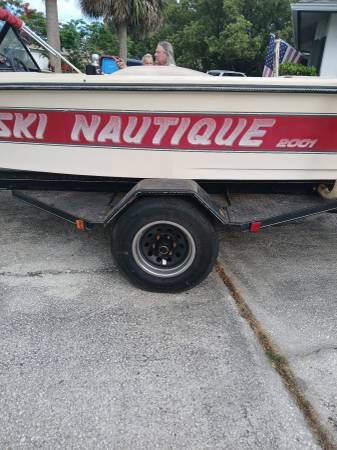 2001 Nautique, Import USA — Foto 1