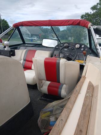 2001 Nautique, Import USA — Foto 4 z 9