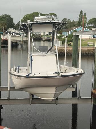 2001 Boston Whaler, Import USA — Foto 1