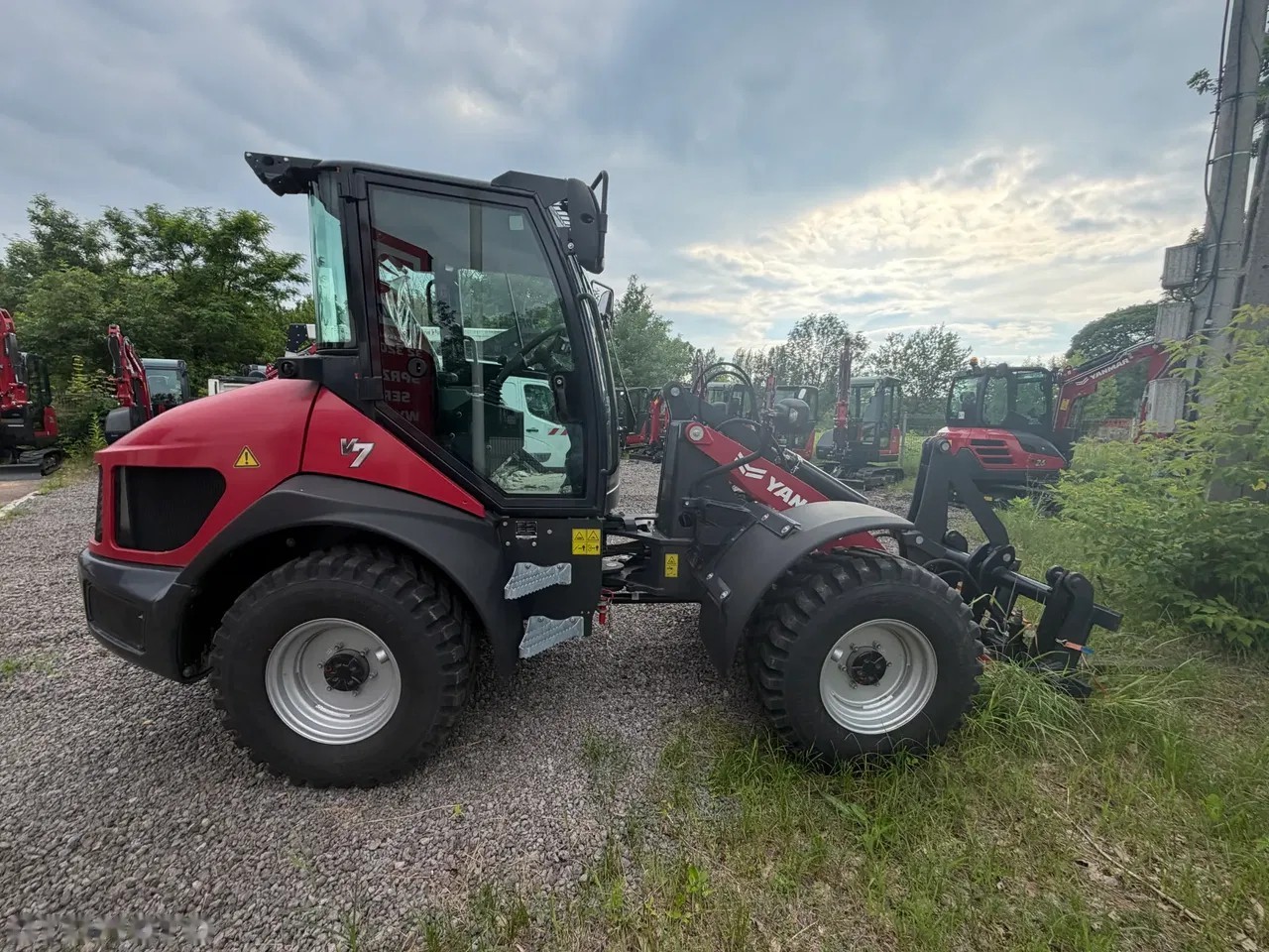 2024 Yanmar v7, 15 mth, Import Auf Lager in der EU — Foto 1