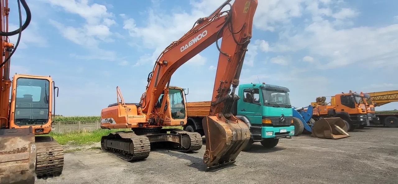 2004 Daewoo BAGR, 8.300 mth, Import Auf Lager in der EU — Foto 1