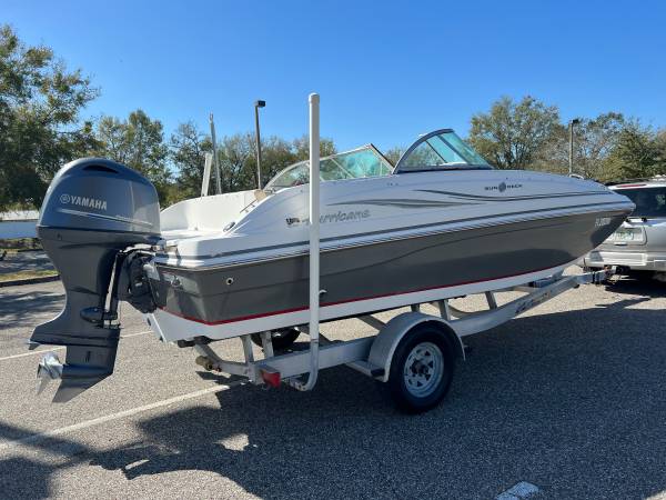 2015 Hurricane, Import USA — Foto 6 z 12