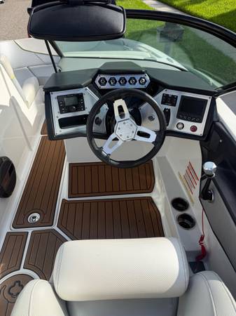 MasterCraft, Import USA — Foto 5 z 12