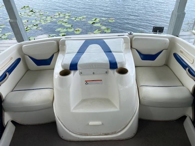 2004 Bayliner, Import USA — Foto 10 z 12