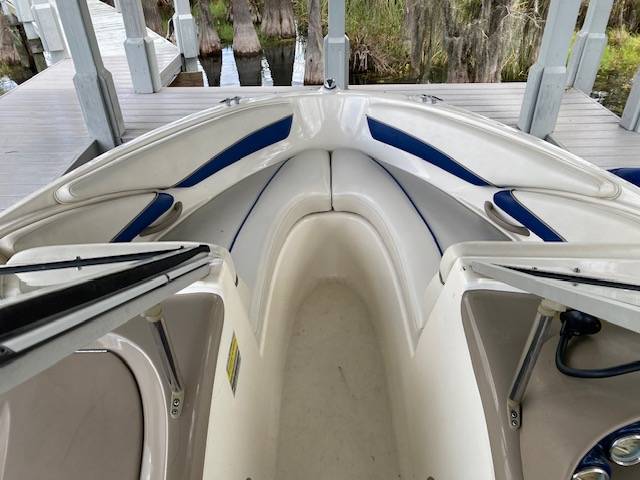 2004 Bayliner, Import USA — Foto 6 z 12