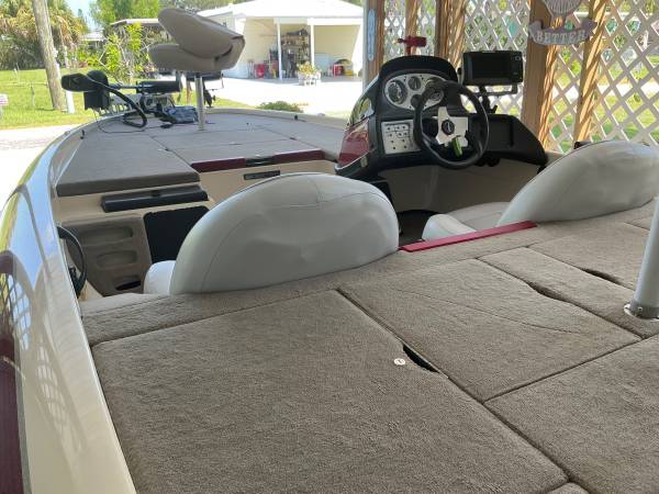 2007 Skeeter, Import USA — Foto 9 z 12