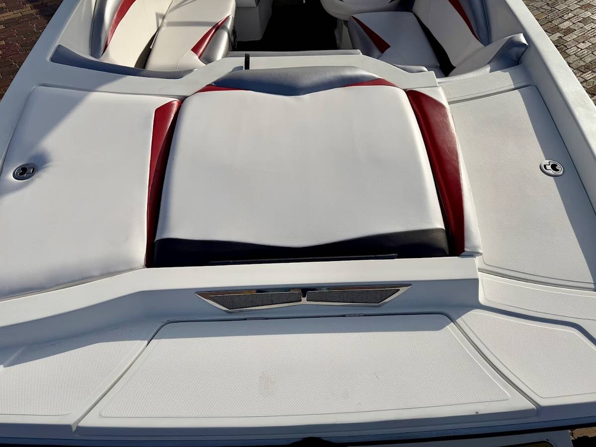 2012 Tige, Import USA — Foto 9 z 12