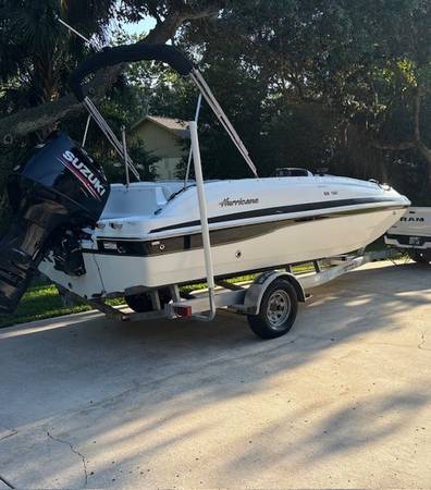 2019 Hurricane, Import USA — Foto 1