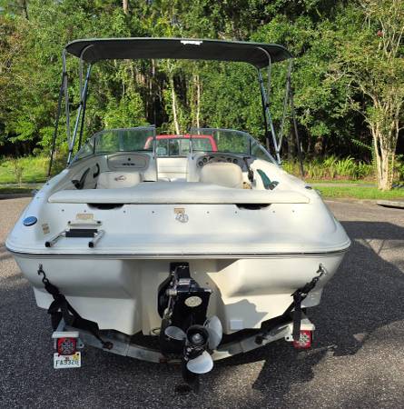 1999 Sea Ray, Import USA — Foto 2 z 12