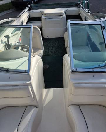 1999 Sea Ray, Import USA — Foto 5 z 12