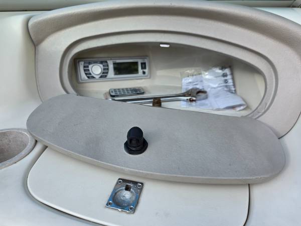 1999 Sea Ray, Import USA — Foto 8 z 12