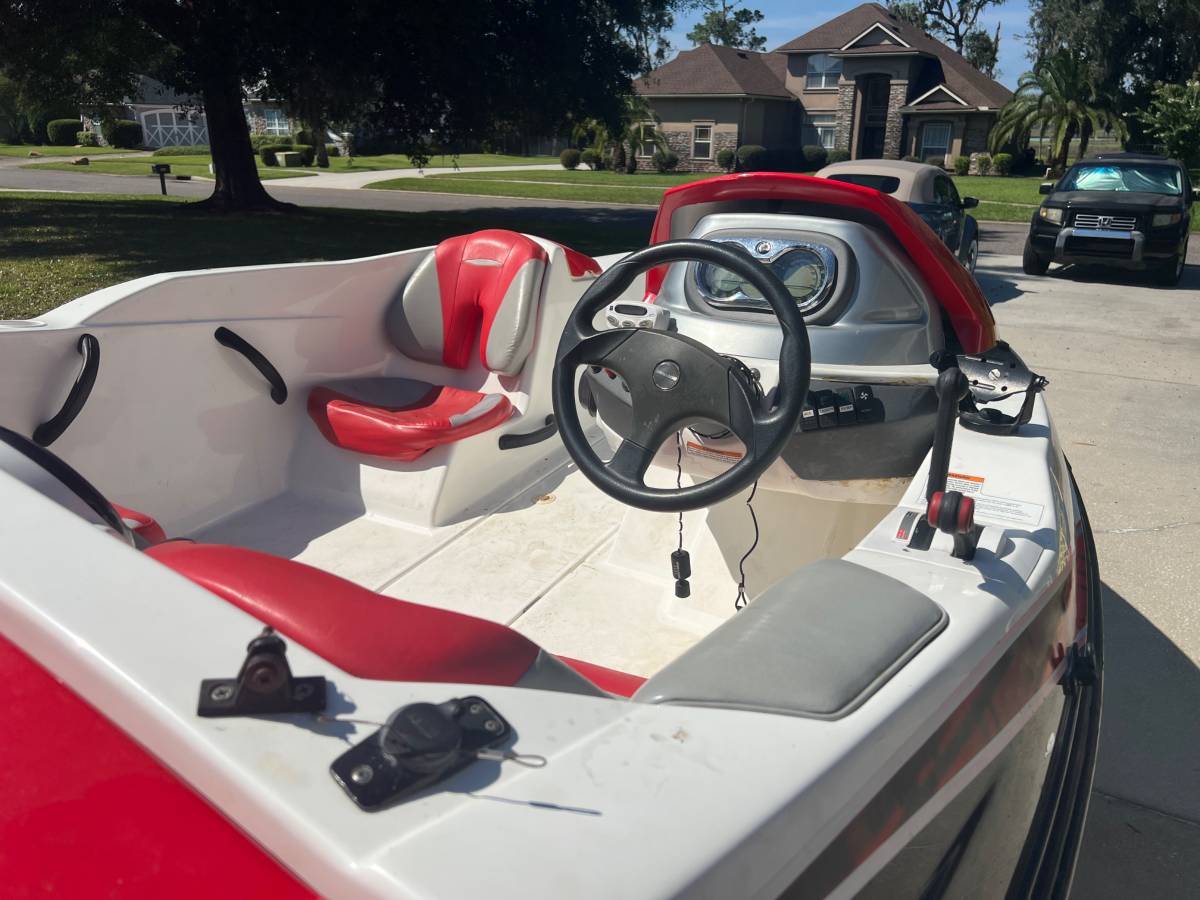 2007 Sea-Doo, Import USA — Foto 2 z 7
