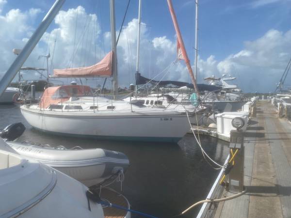 Catalina, Import USA — Foto 1