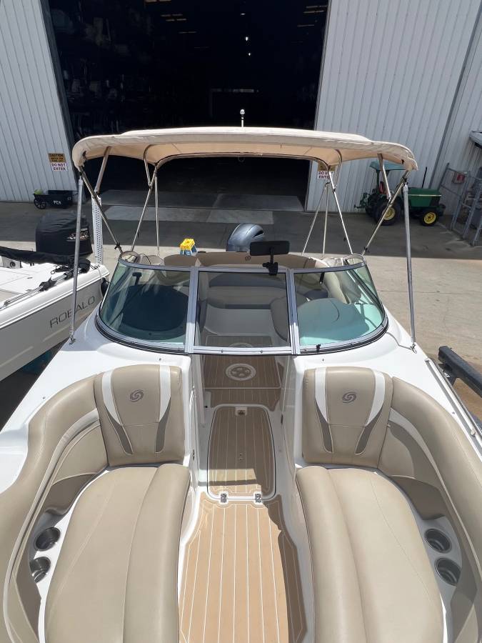 2017 Hurricane, Import USA — Foto 3 z 11