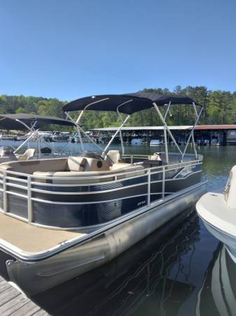 2018 Crestliner, Import USA — Foto 2 z 7