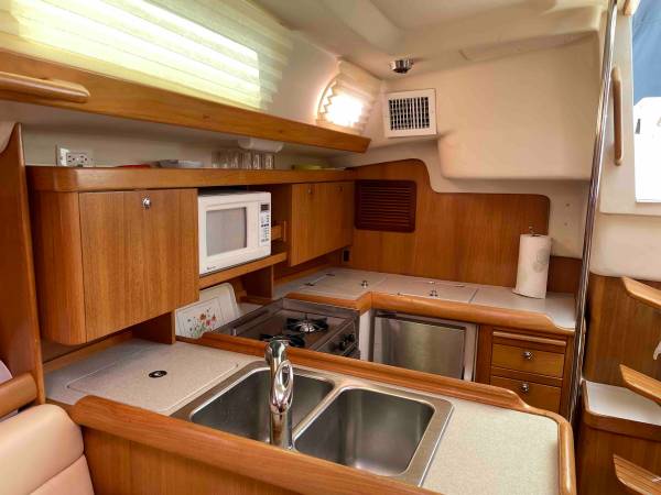 2005 Catalina, Import USA — Foto 5 z 12