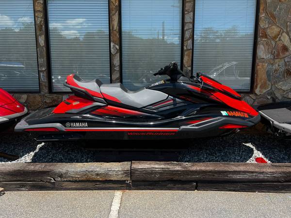 2021 Yamaha, Import USA — Foto 1