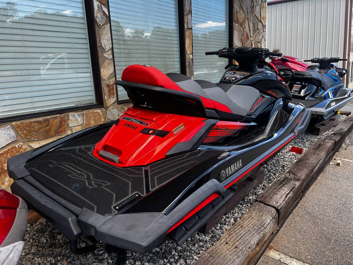 2021 Yamaha, Import USA — Foto 6 z 9