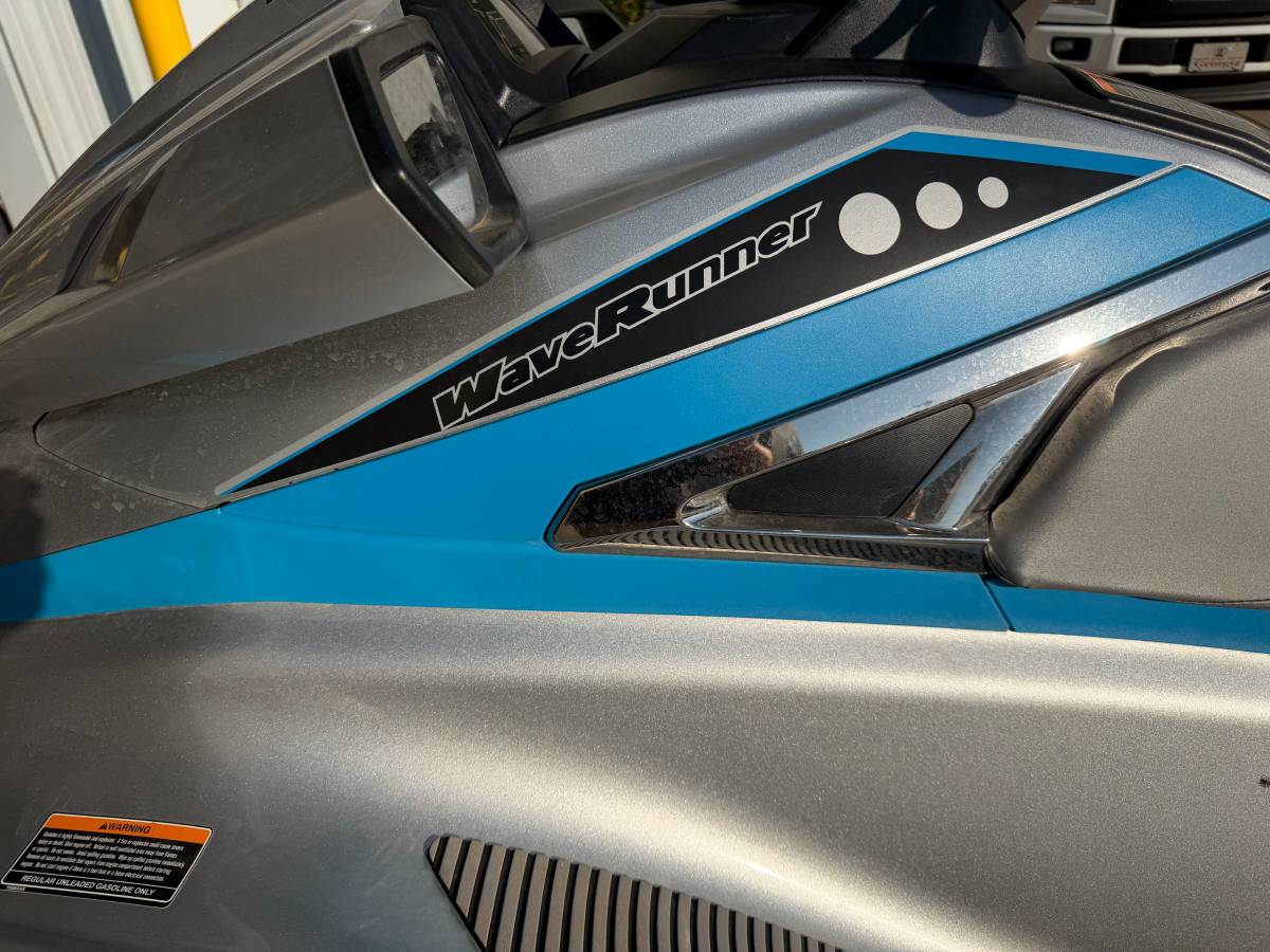 2015 Yamaha, Import USA — Foto 6 z 9