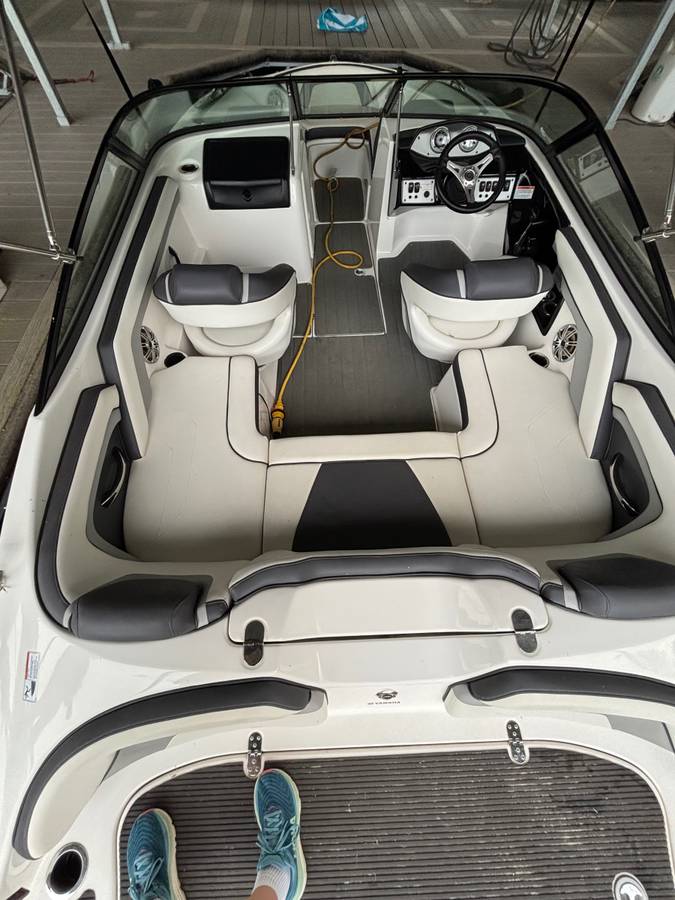 2015 Yamaha, Import USA — Foto 5 z 10
