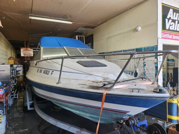 1993 Bayliner, Import USA — Foto 1