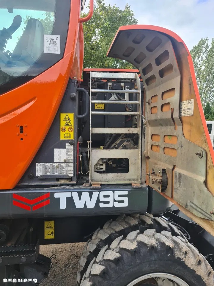 2017 Schaeff PW 95, 8.300 mth, Import Auf Lager in der EU — Foto 6 z 9
