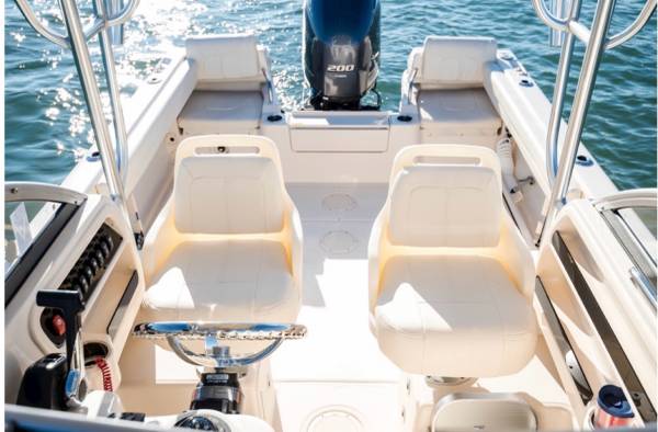 2018 Grady-White, weiß, Import USA — Foto 11 z 11
