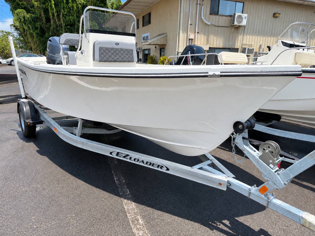 2026 Catalina, Import USA — Foto 4 z 6