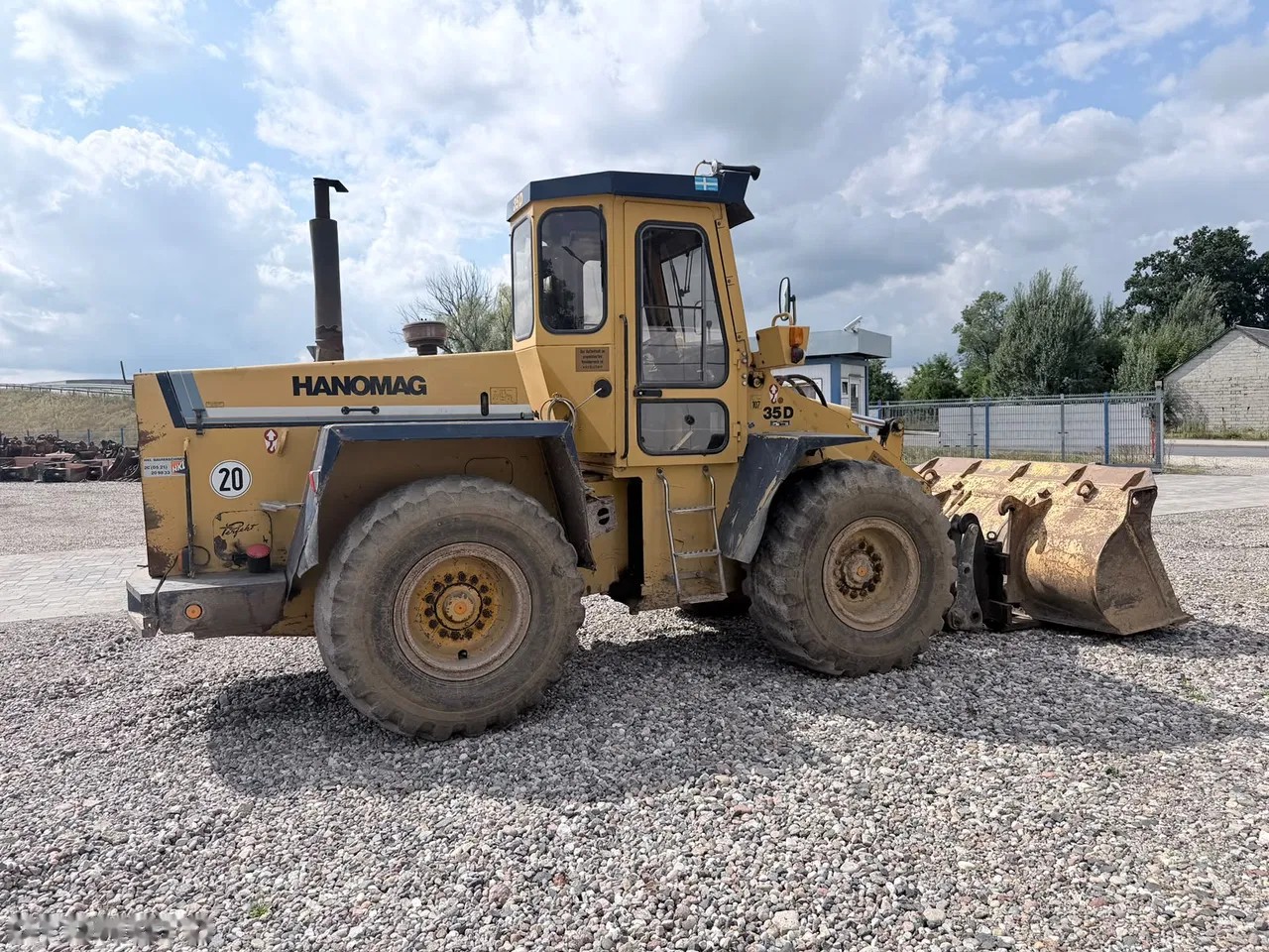 1992 Hanomag 33D, 10.273 mth, Import Auf Lager in der EU — Foto 1
