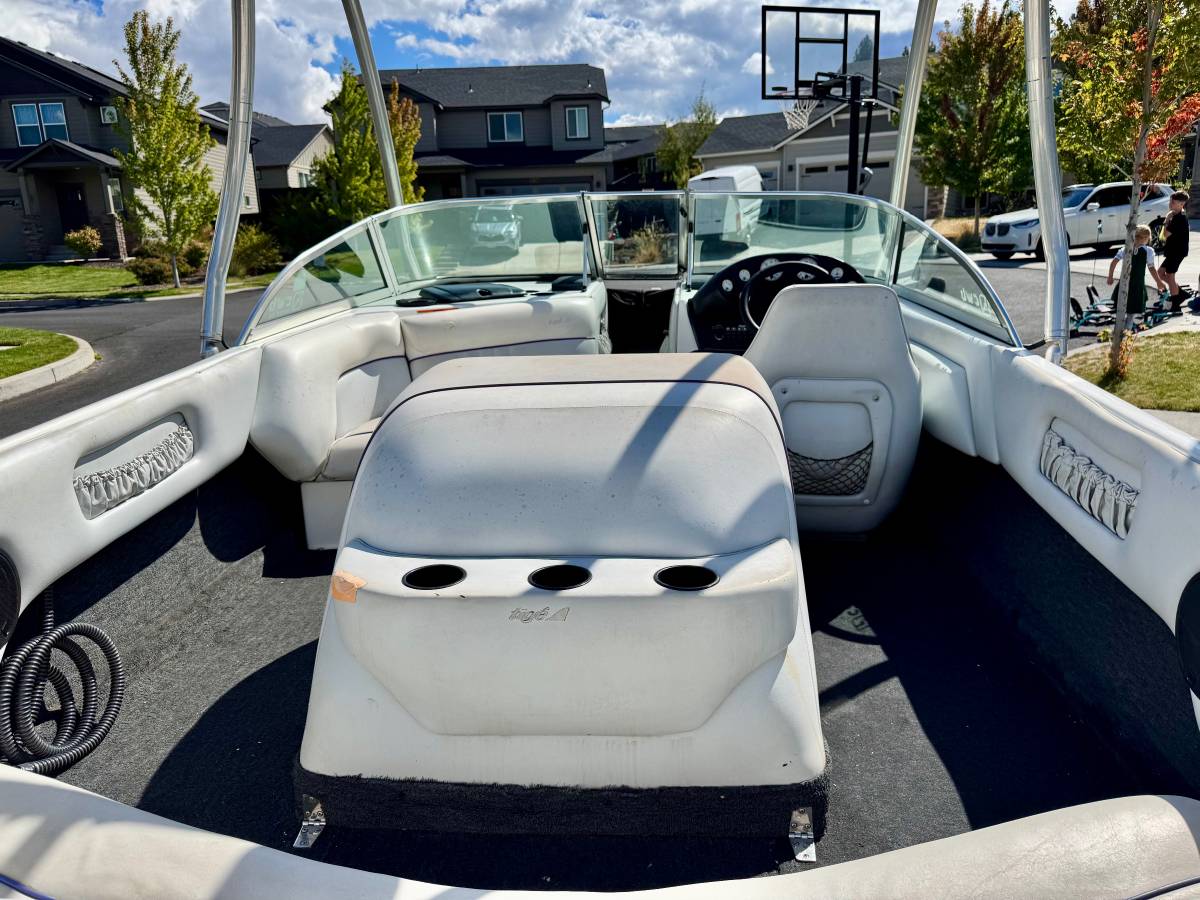 1998 Tige, Import USA — Foto 6 z 9