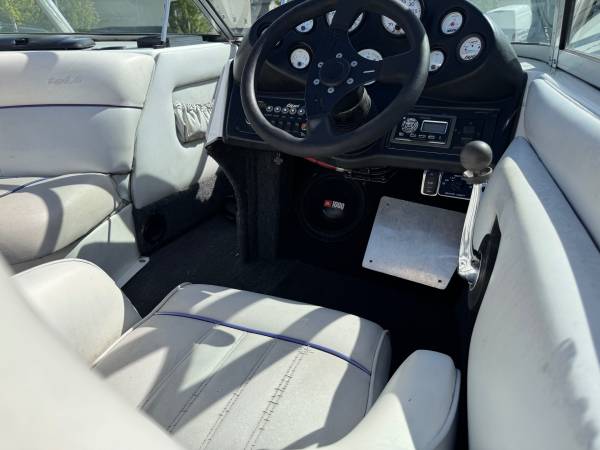 1998 Tige, Import USA — Foto 9 z 9