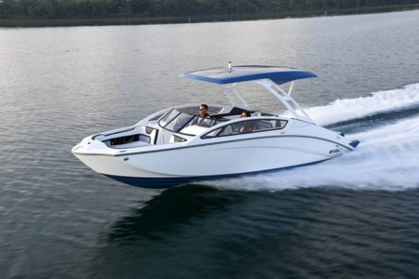 2025 Yamaha, Import USA — Foto 1