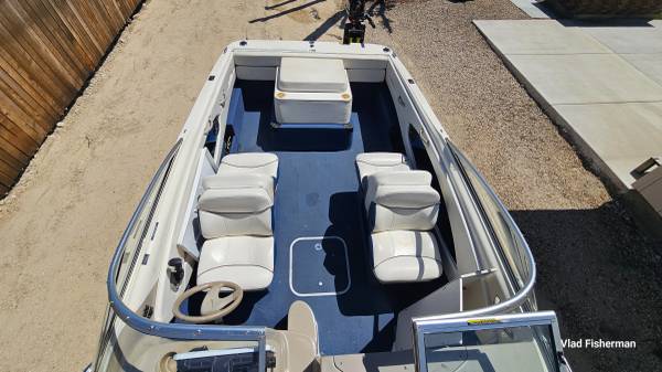 Bayliner, Import USA — Foto 11 z 12