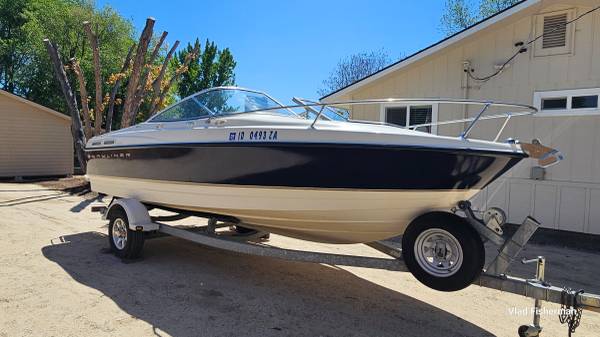 Bayliner, Import USA — Foto 3 z 12
