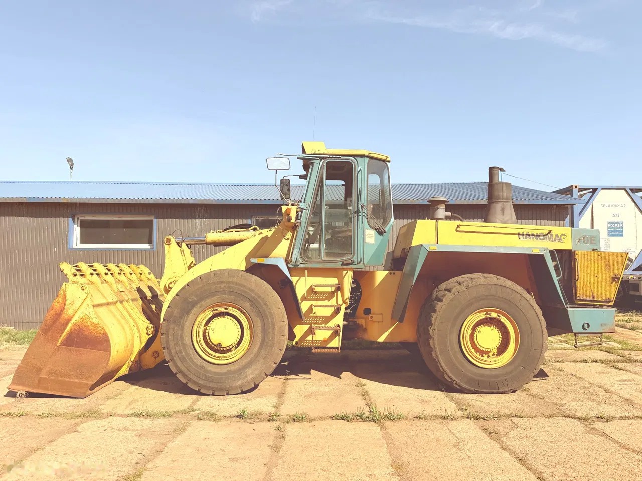 1993 Hanomag 70 E, Import Auf Lager in der EU — Foto 1