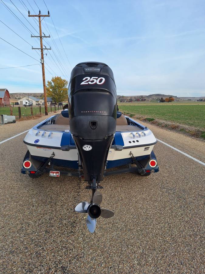 Ranger, Import USA — Foto 4 z 12