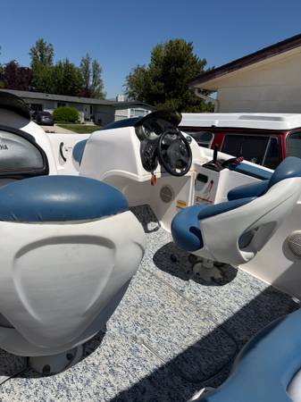 2002 Sea-Doo, Import USA — Foto 5 z 6