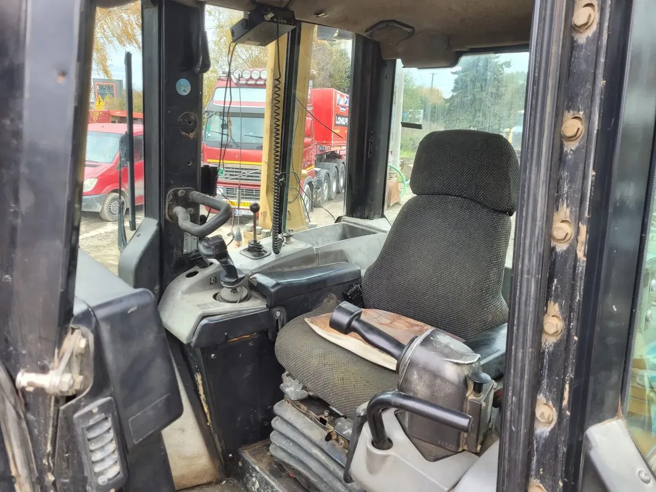 2008 Caterpillar D6N, 17.342 mth, Import Auf Lager in der EU — Foto 6 z 10