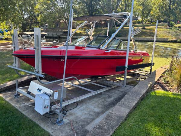 2007 MasterCraft, Import USA — Foto 2 z 6