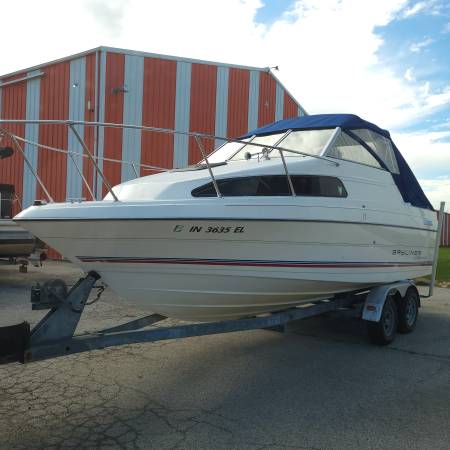 Bayliner, Import USA — Foto 5 z 9