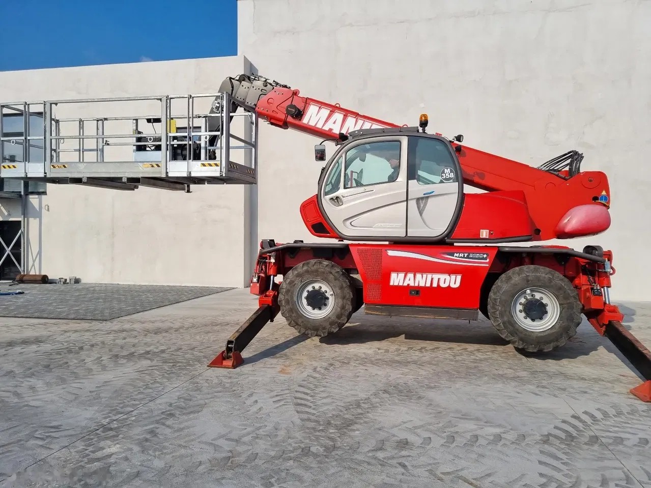 2015 Manitou MRT, 4.426 mth, Import Auf Lager in der EU — Foto 6 z 16