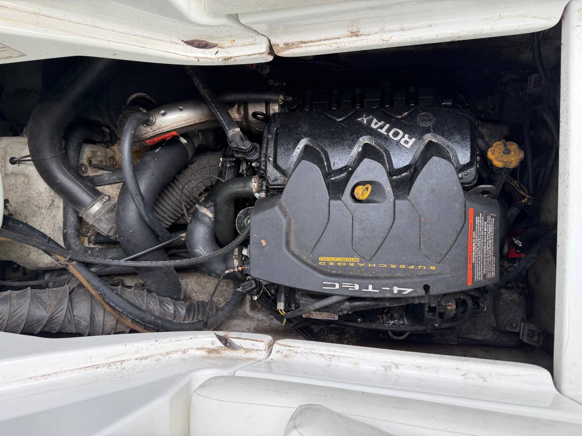 2006 Sea-Doo, Import USA — Foto 6 z 9