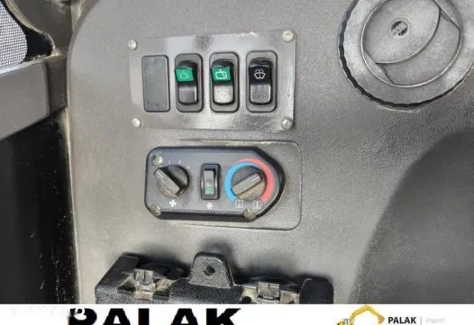 2011 Volvo VÁLEC, 3.653 mth, Import Auf Lager in der EU — Foto 14 z 16