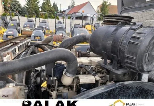2011 Volvo VÁLEC, 3.653 mth, Import Auf Lager in der EU — Foto 15 z 16
