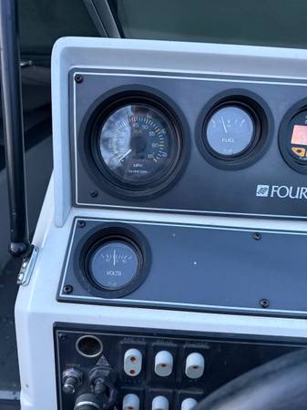 Four Winns, Import USA — Foto 8 z 12