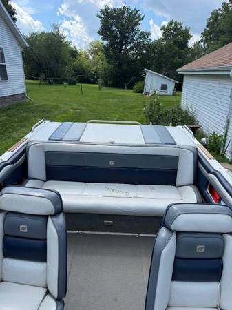 Four Winns, Import USA — Foto 9 z 12